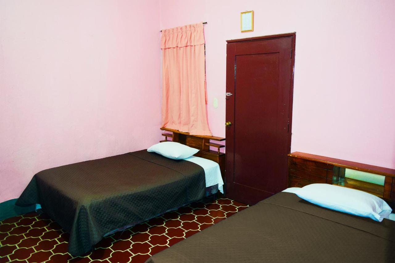 Hotel Fuentes Guatemala-Stad Buitenkant foto